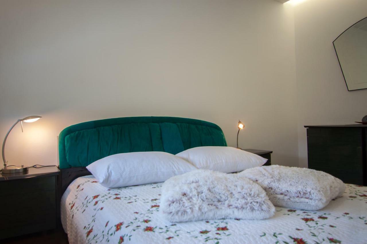 Zen & Art Suite Pula Extérieur photo